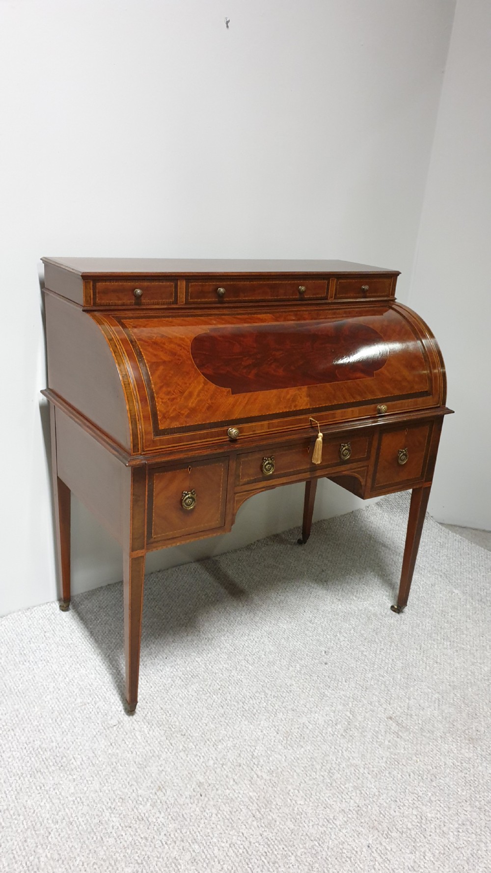 Superb Mahogany Cylinder Bureau