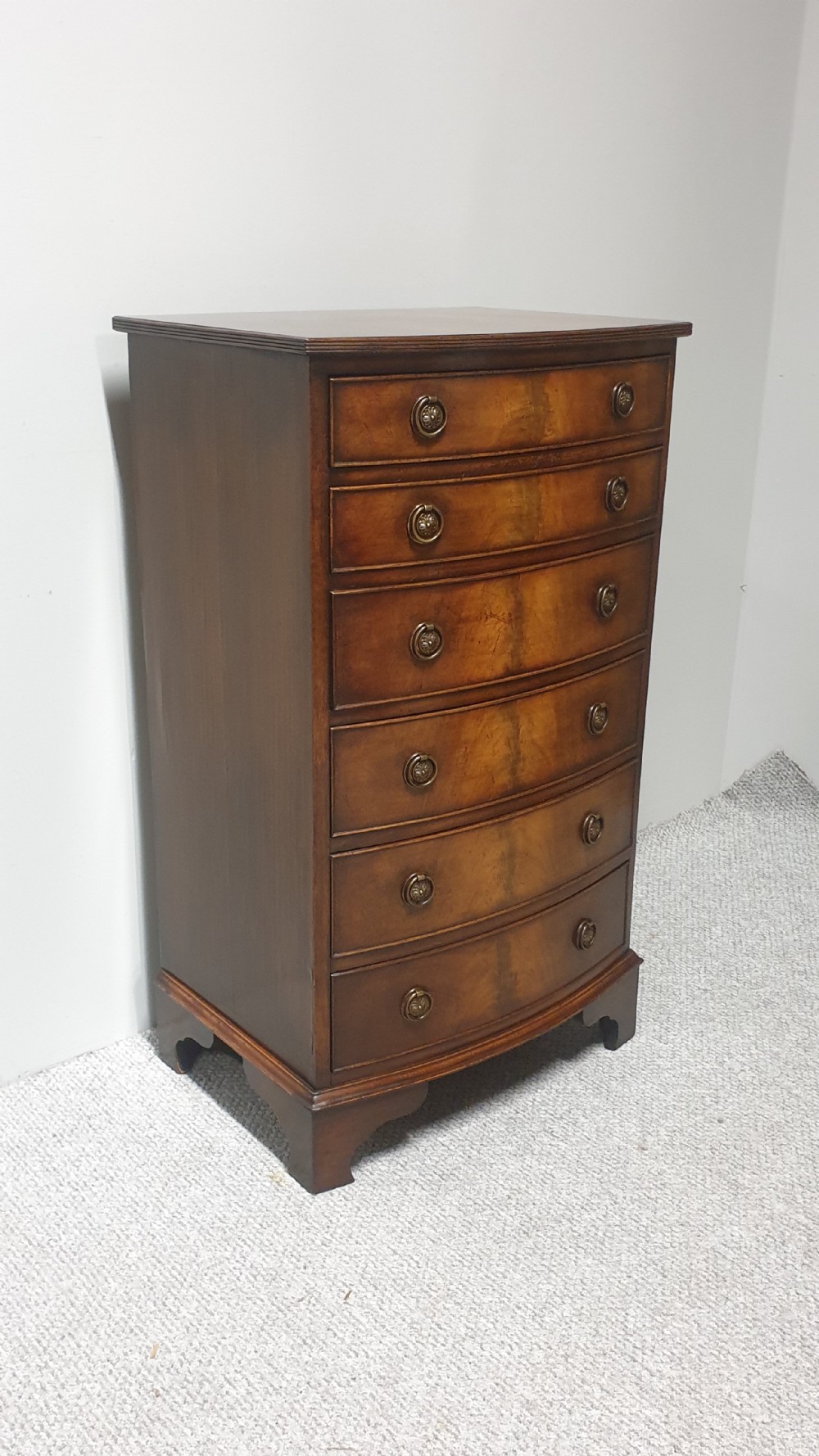 Good Mahogany Bowed Chest of Drawers View II