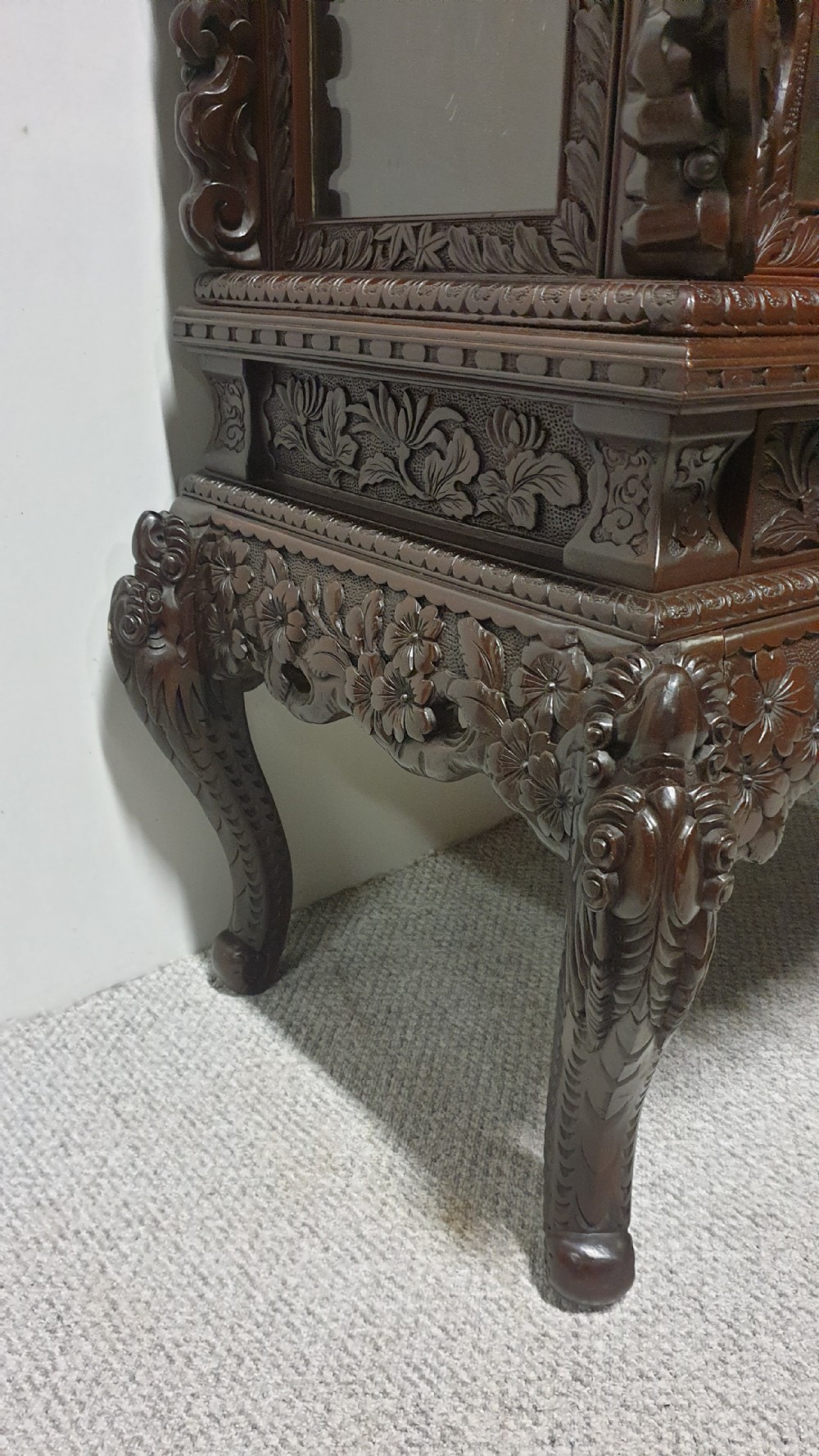 Outstanding Oriental Display Cabinet View XII