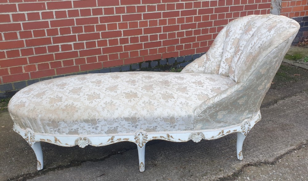 Superb Painted and Parcel Gilt Chaise Day Bed View V