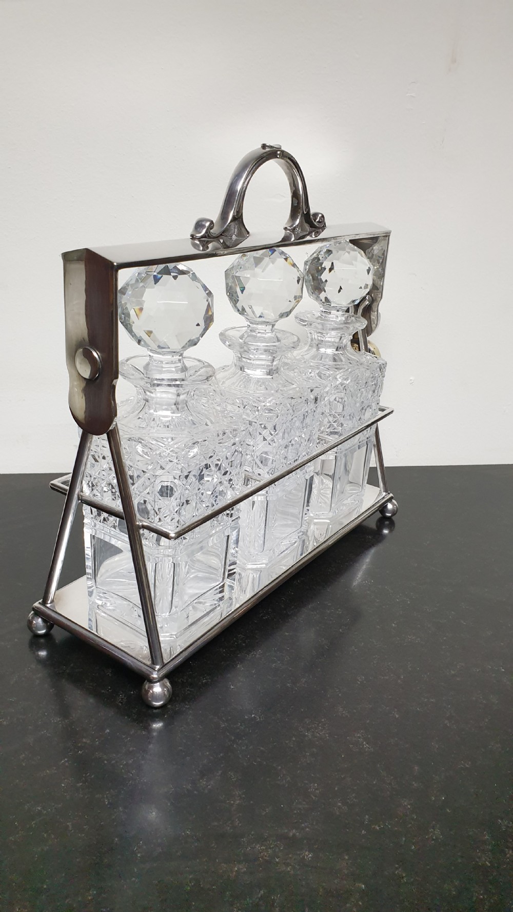 Super Silver Plate Tantalus View II