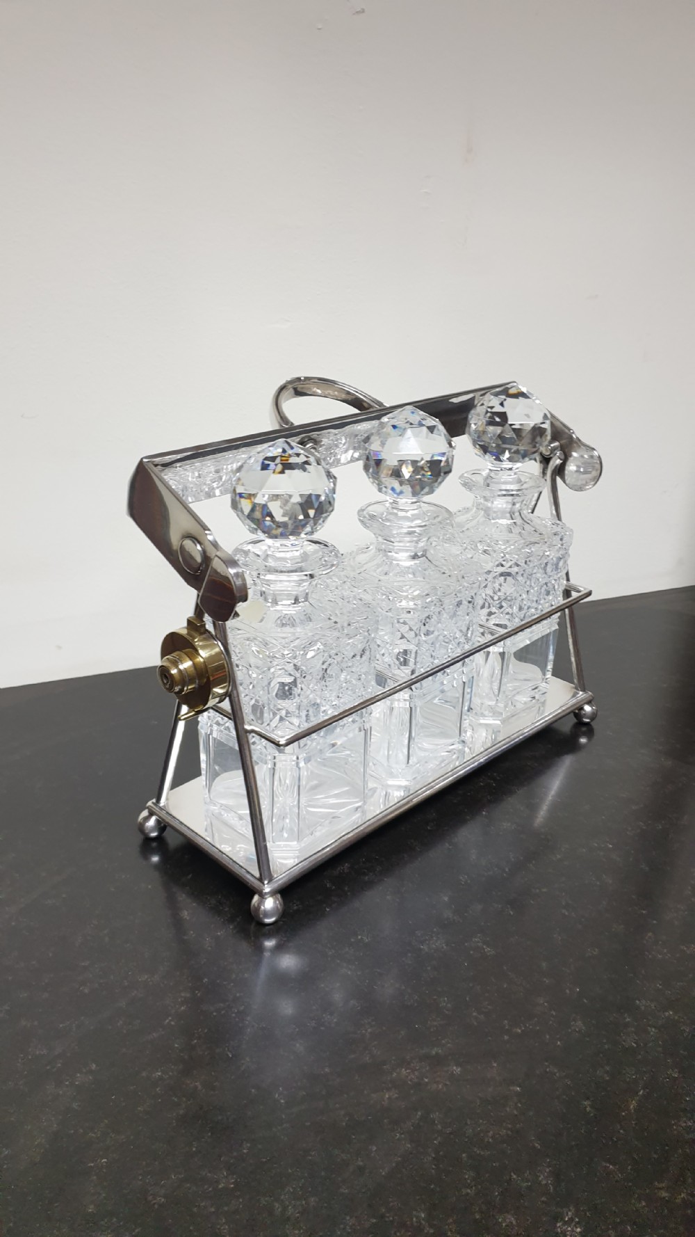 Super Silver Plate Tantalus View IV