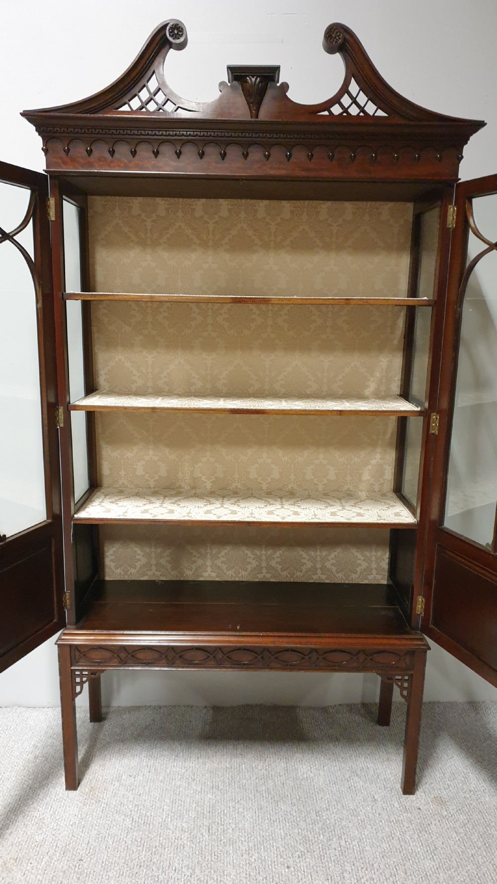 Fabulous Chippendale Mahogany Display Cabinet View VII