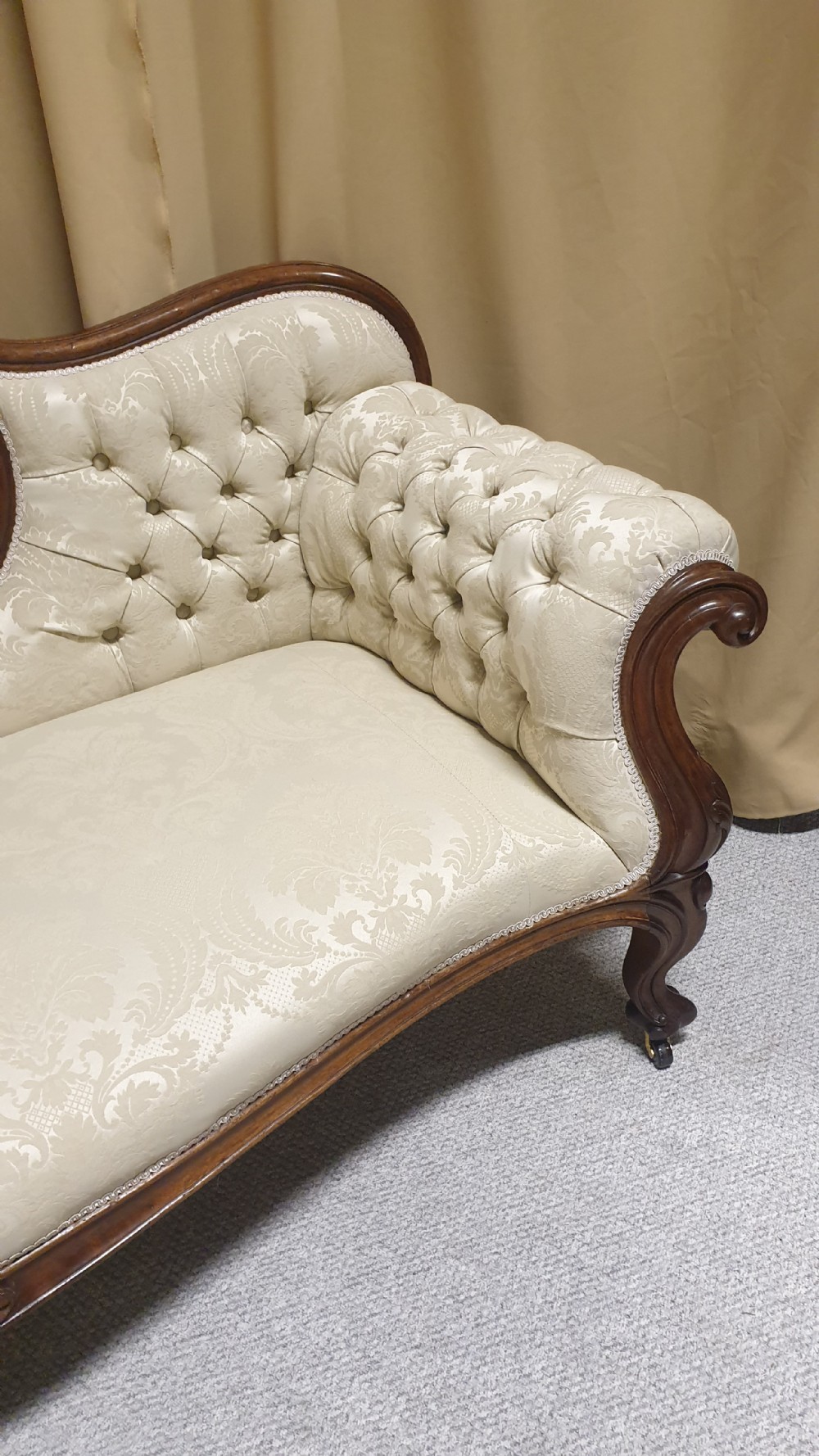 Outstanding Victorian Cameo Backed Mahogany Sofa View XII
