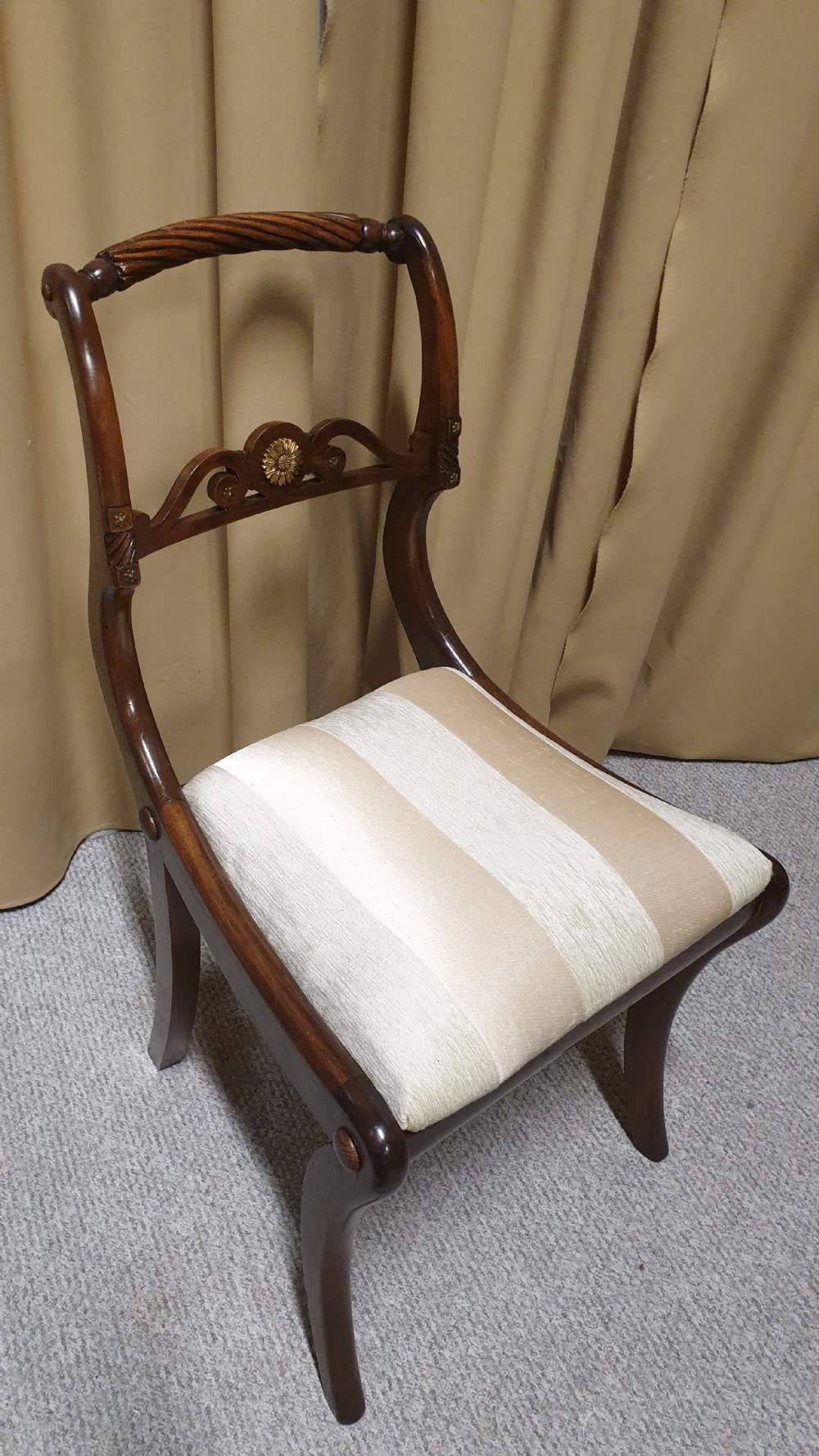 Outstanding Set Eight Mahogany Dining Chairs View XVI