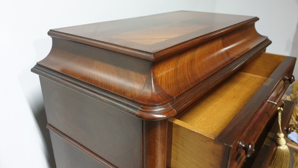 Superb French Rosewood Semanier Chest of Drawers View IX