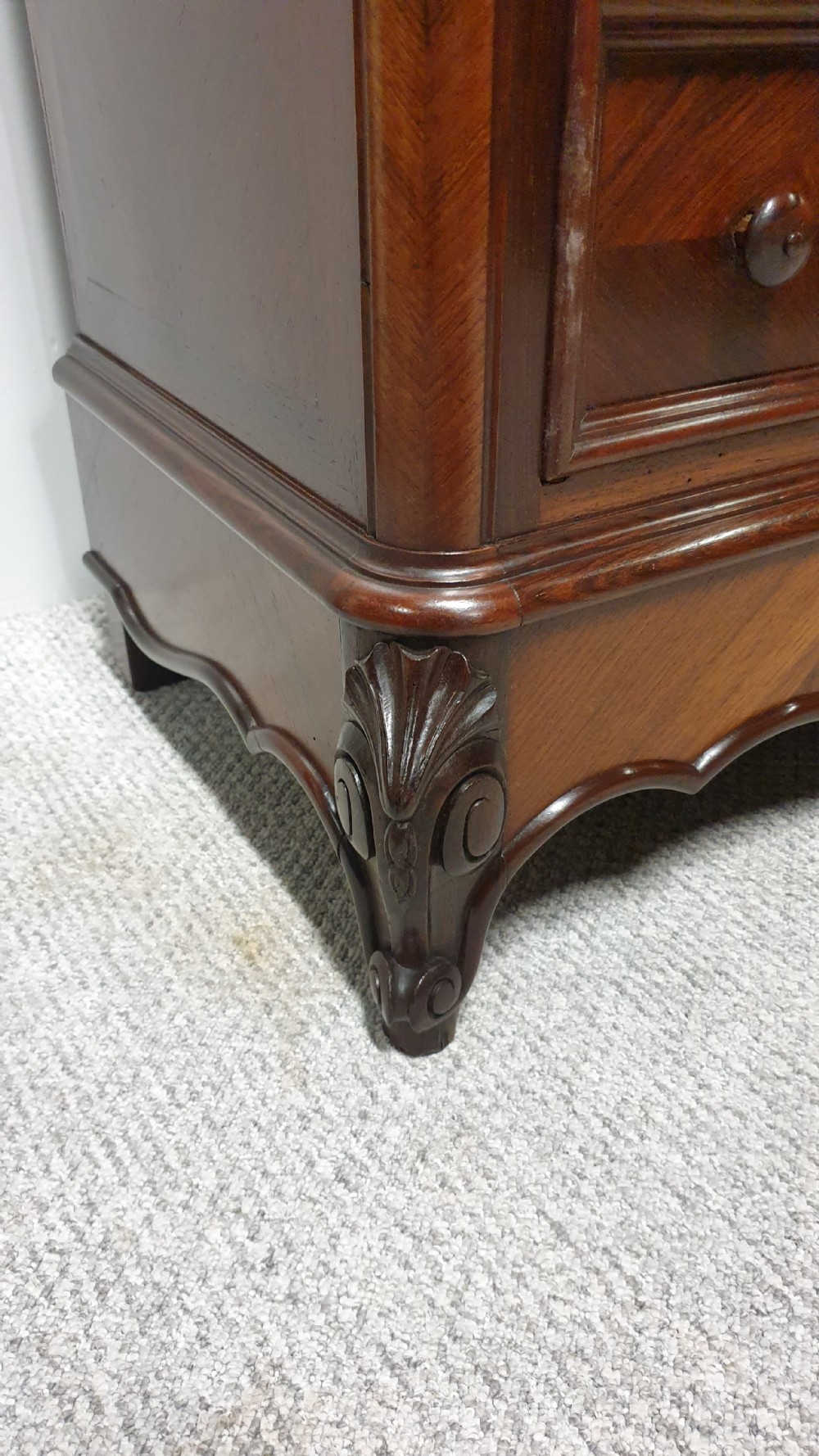 Superb French Rosewood Semanier Chest of Drawers View XI