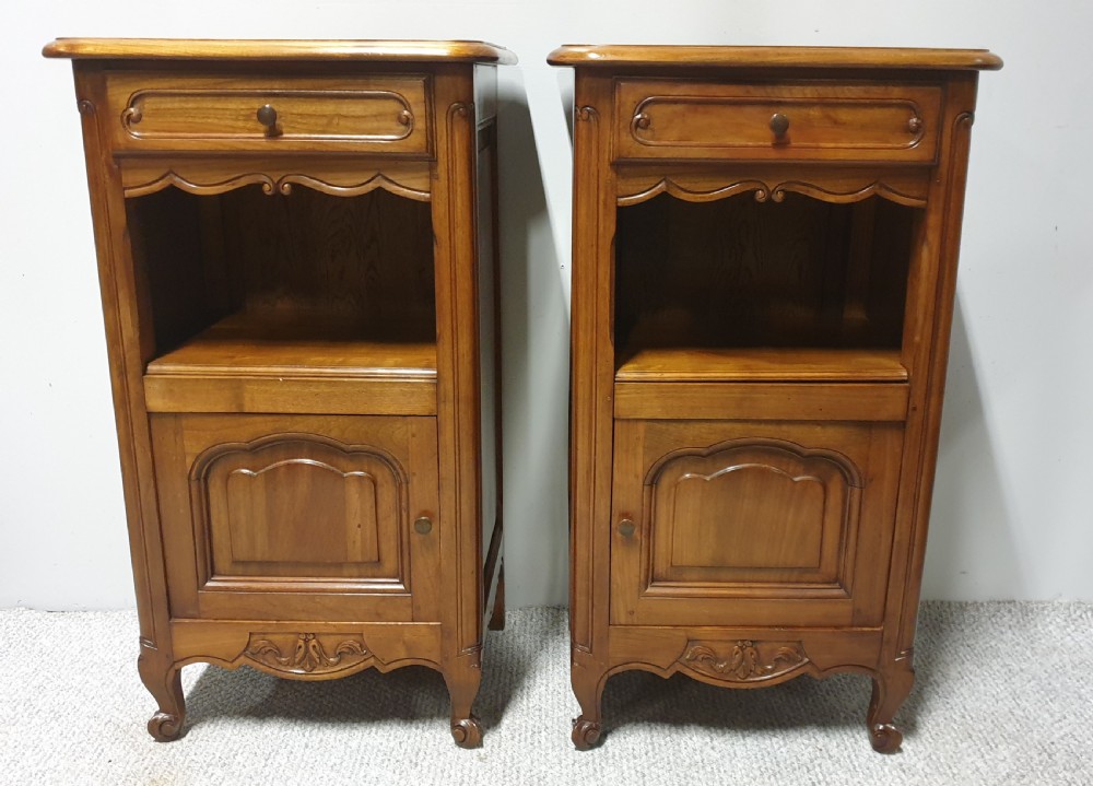 Very Good Pair Cherry Bedside Cabinets View XI