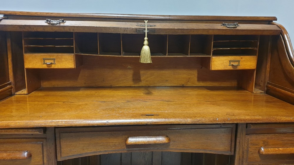 Good English Oak Roll Top Desk View X