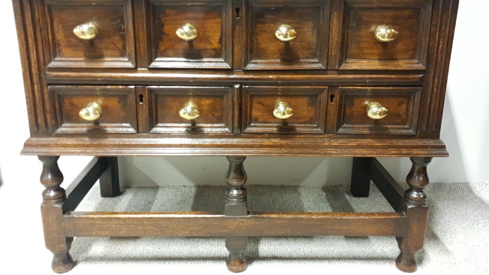 Good Period Oak Chest of Drawers Server View IX