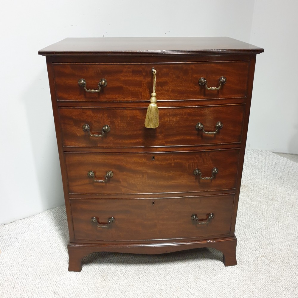 Small Edwardian Mahogany Chest of Drawers View X