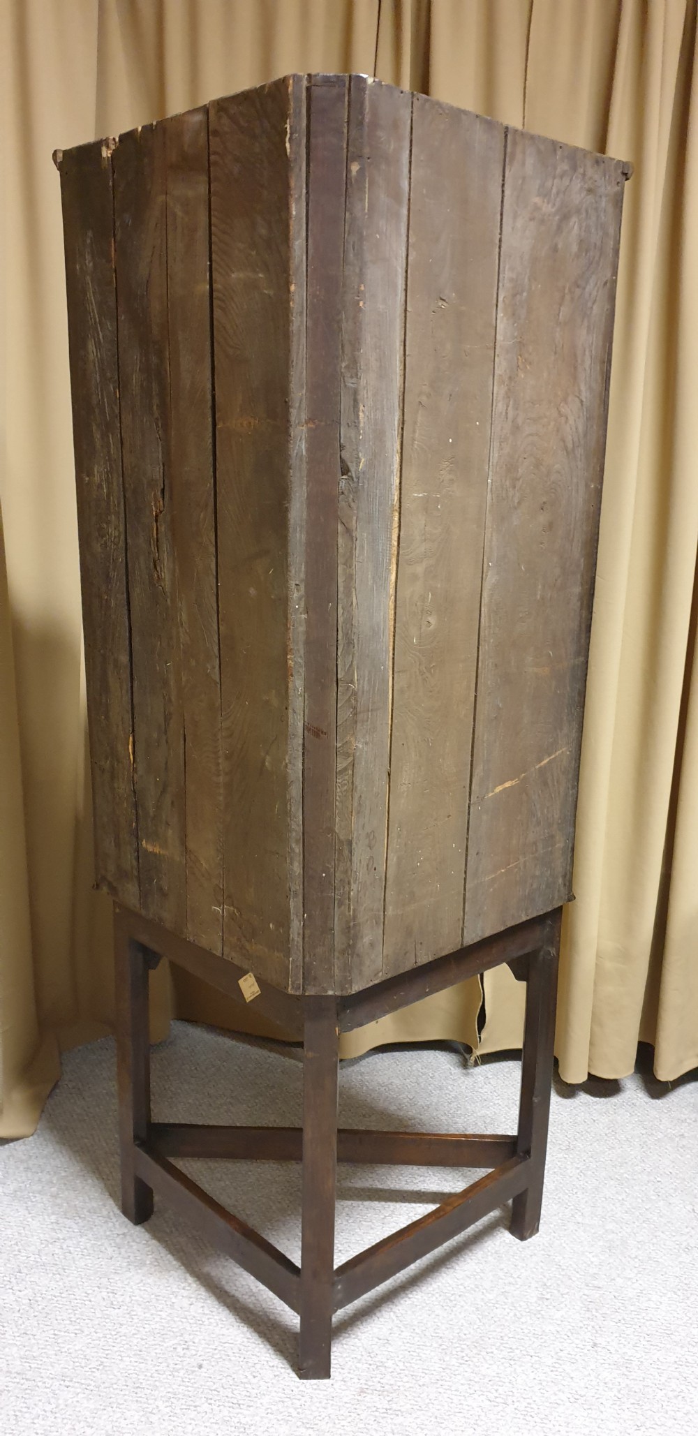 Good Oak Corner Cabinet on Stand View X