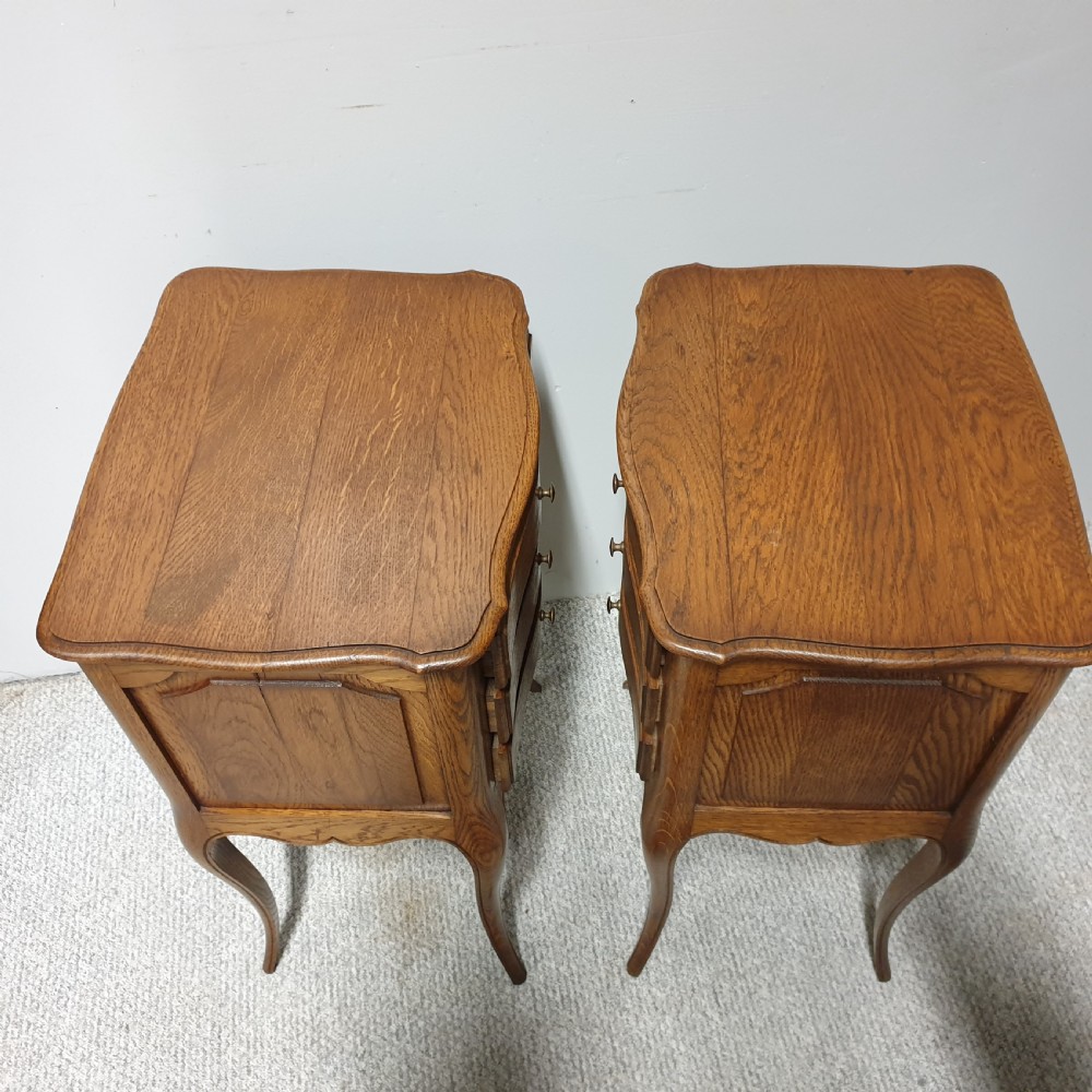 Super Pair French Oak Bedside Lamp Chest of Drawers View III