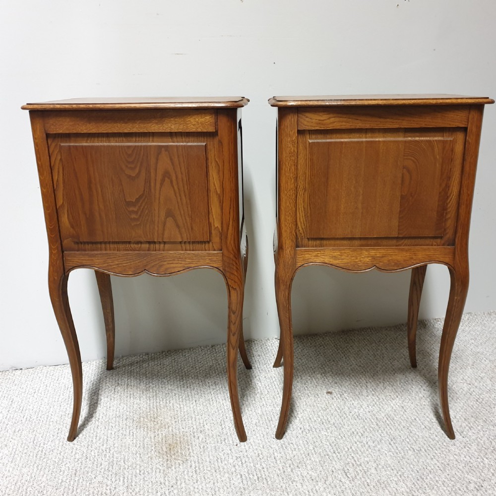 Super Pair French Oak Bedside Lamp Chest of Drawers View V