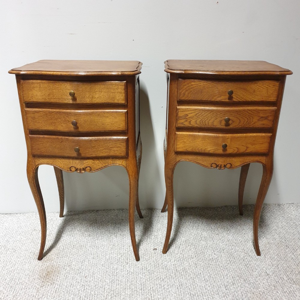Super Pair French Oak Bedside Lamp Chest of Drawers