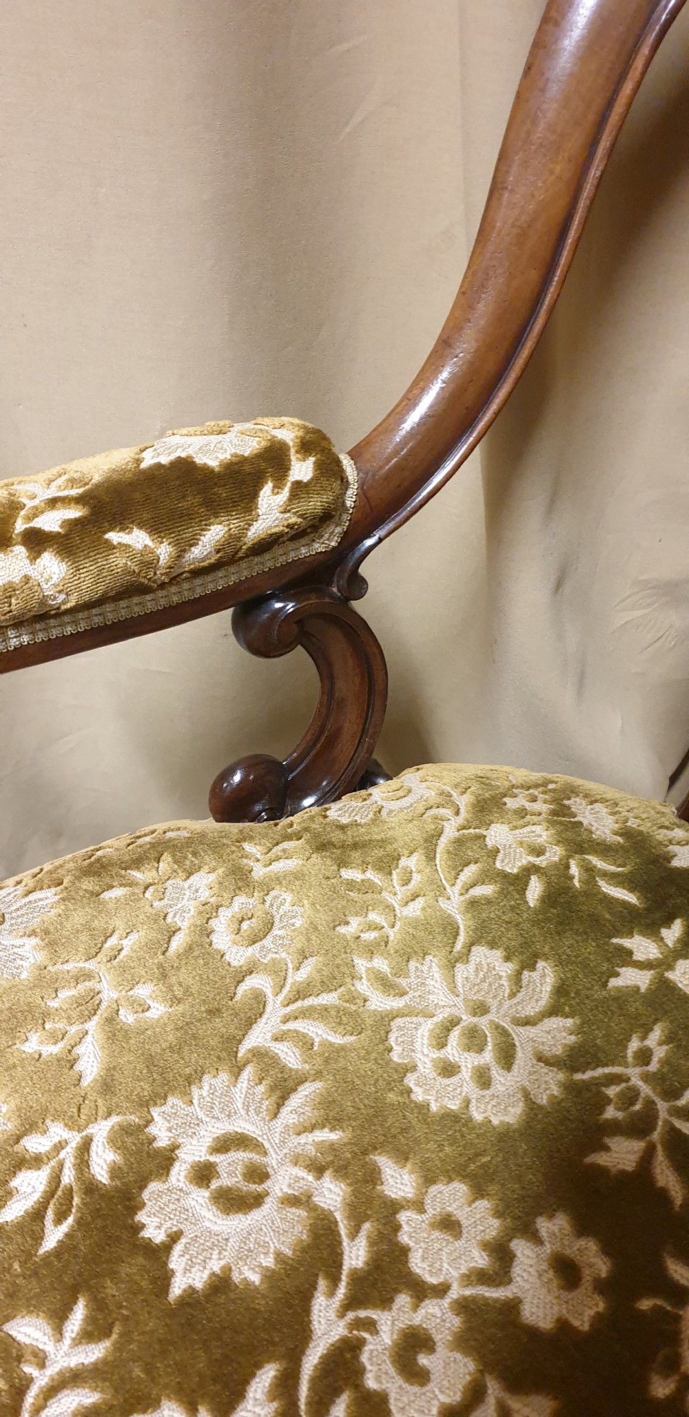 Superb Mahogany Library Chair View VI