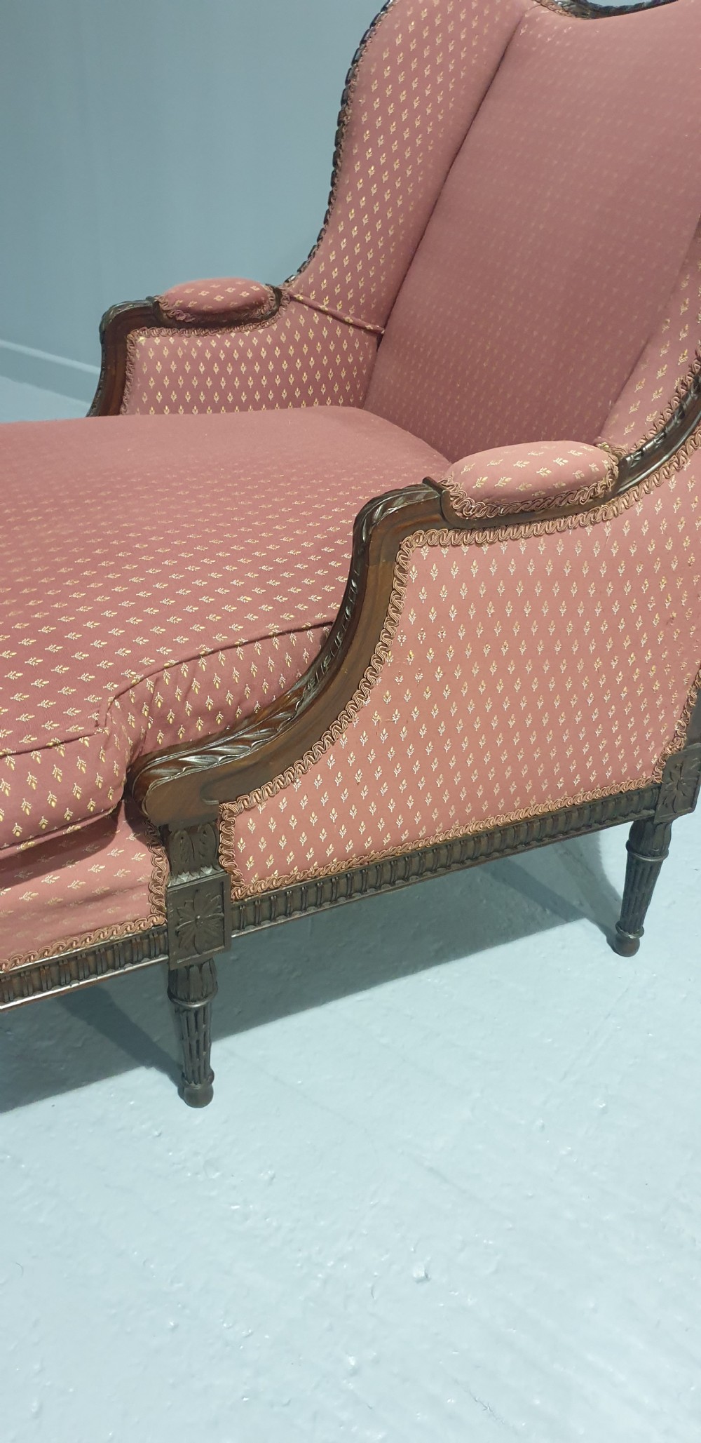 Superb Victorian Mahogany Day Bed View V