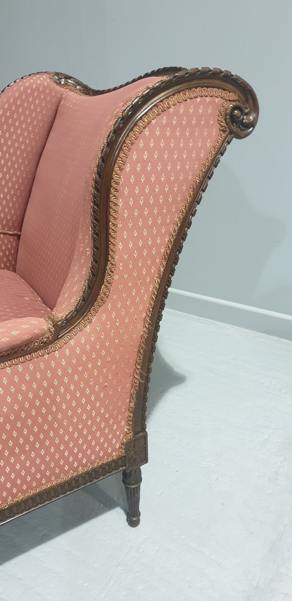 Superb Victorian Mahogany Day Bed View VI