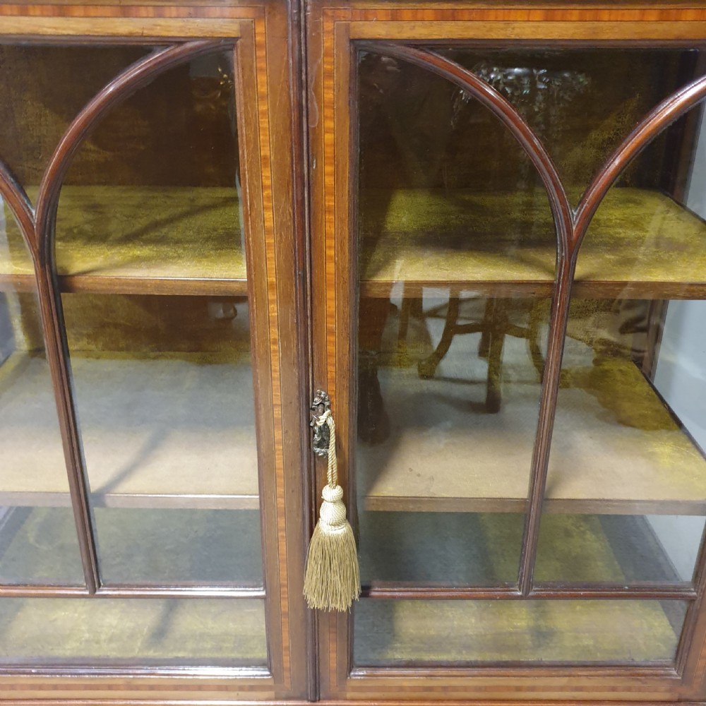 Edwardian Inlaid Bijouterie Display Cabinet View III
