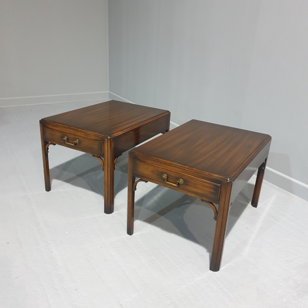 Excellent Pair Mahogany Occasional Lamp Tables