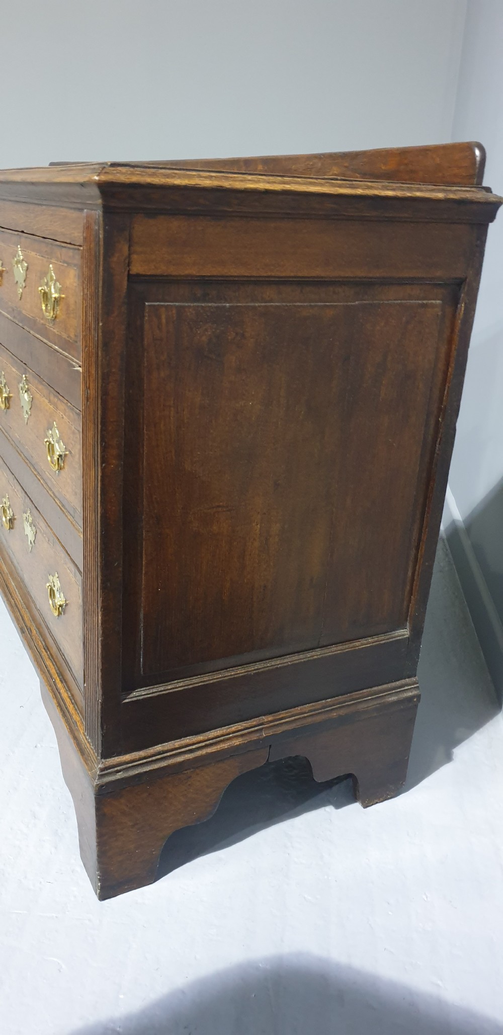 Superb C18TH Oak Dresser Base View VII