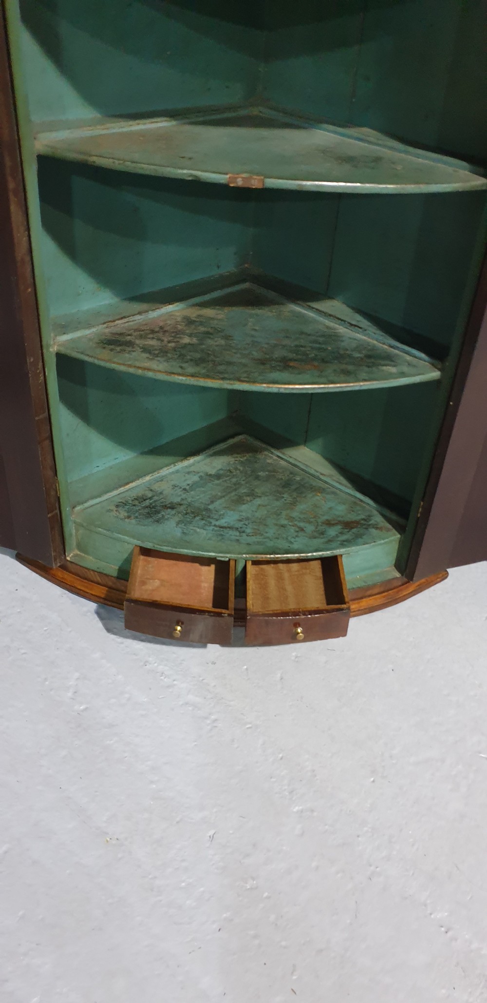 Lovely Georgian Hanging Corner Cabinet View V