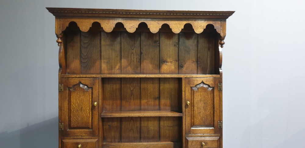 Fabulous Oak Dresser View IV