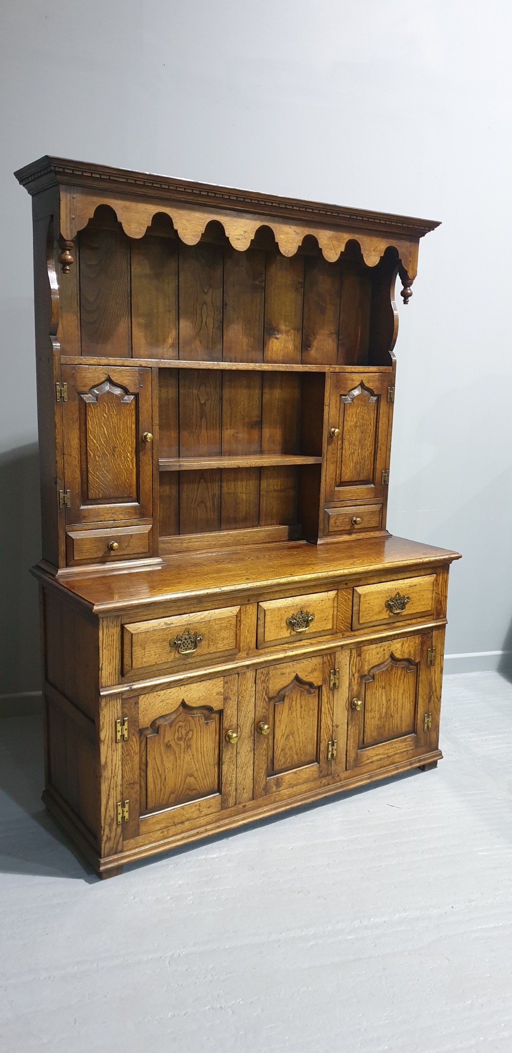 Fabulous Oak Dresser View V
