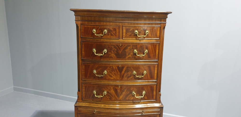 Mahogany Chest on Chest of Seven Drawers View III