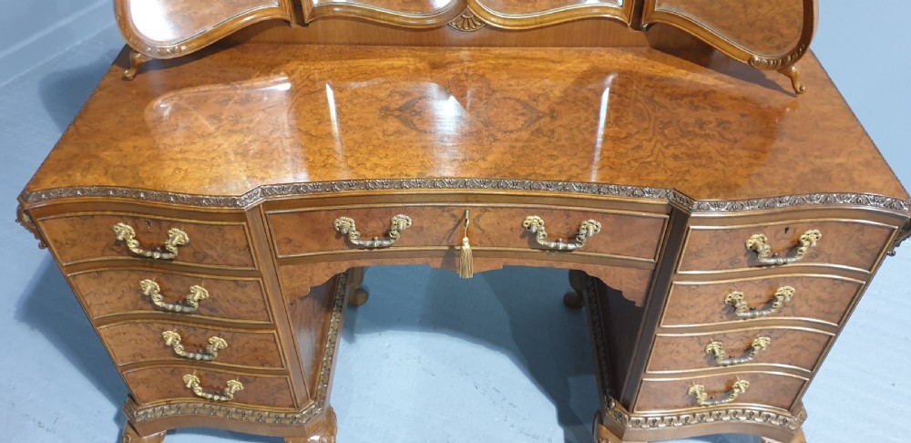Beautiful Burr Walnut Dressing Table View VI