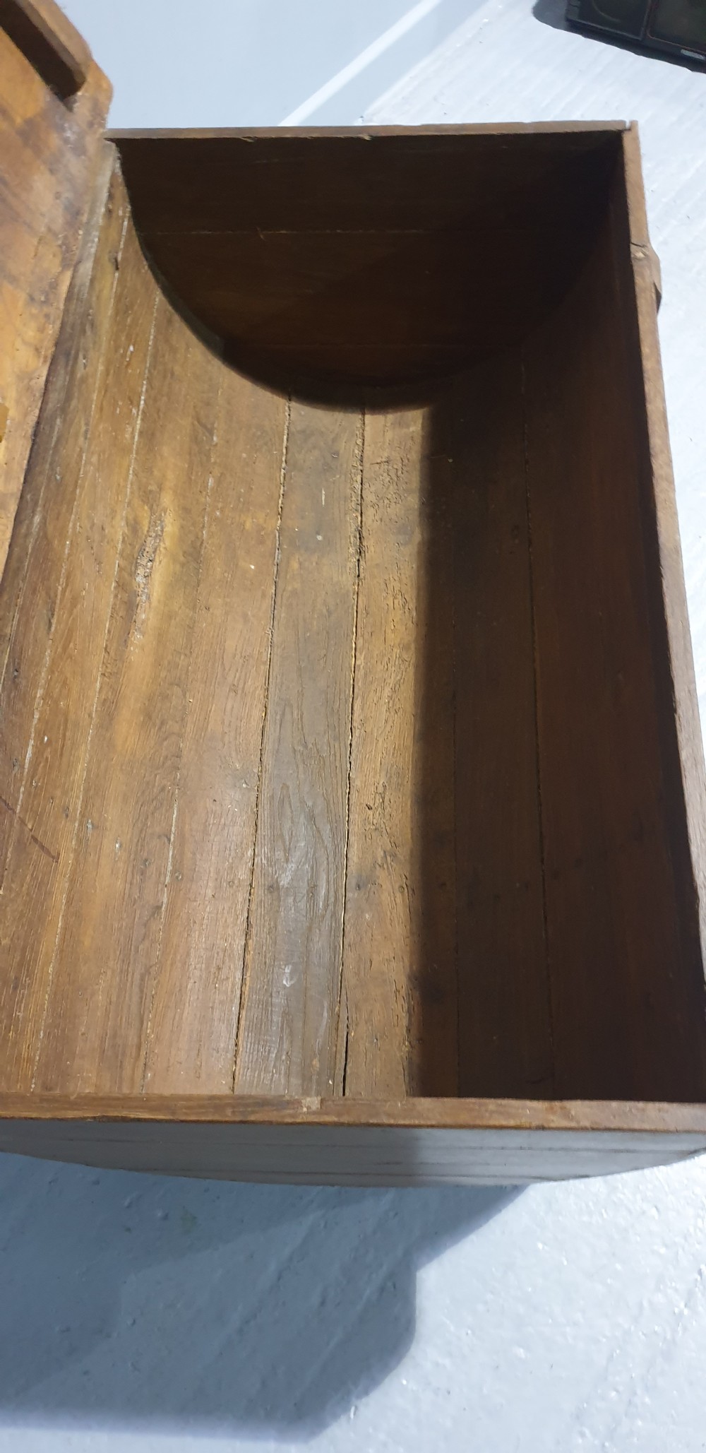OUTSTANDING FRENCH ELM DOUGH BIN TRUNK View VIII