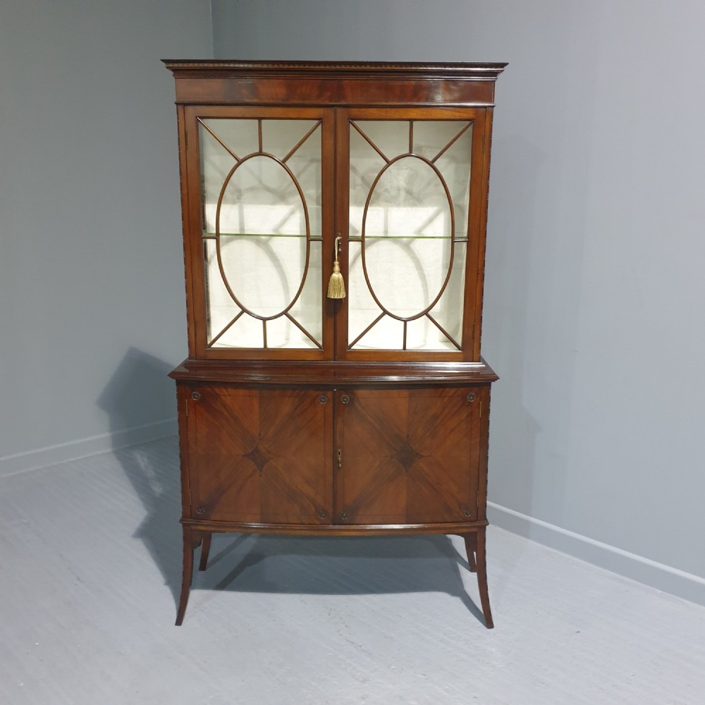Excellent Quality Mahogany Display Cabinet