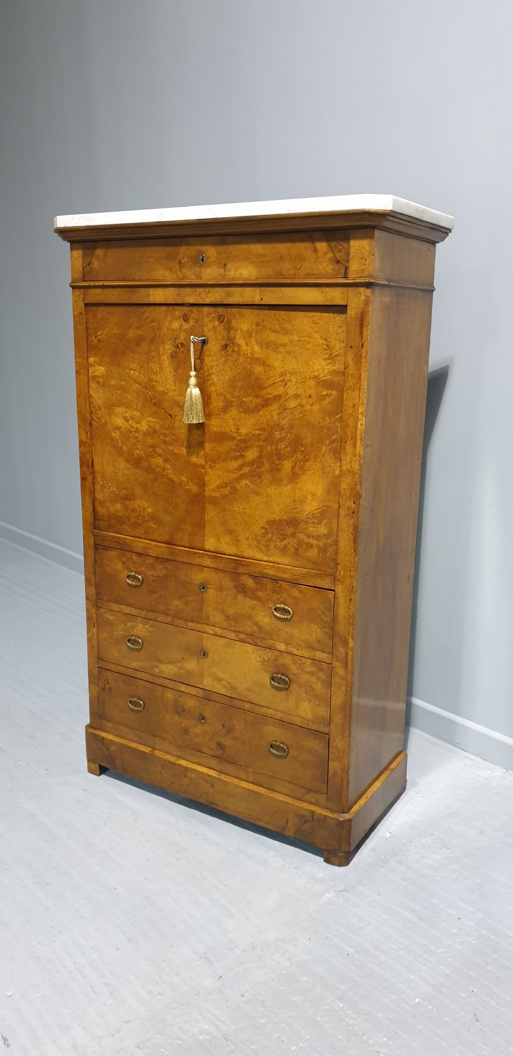 Super French Burr Walnut Escritoire View IX