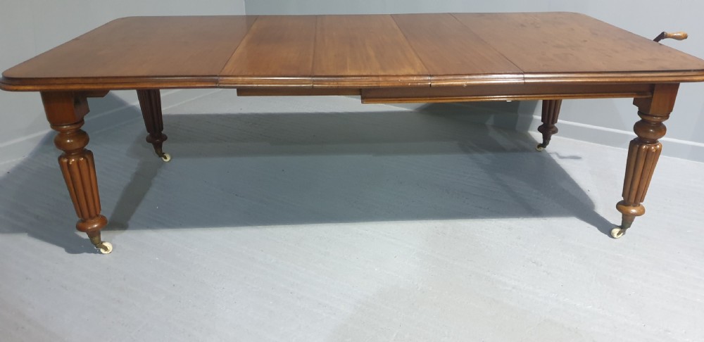 William 4th Mahogany Extending Dining Table View IX