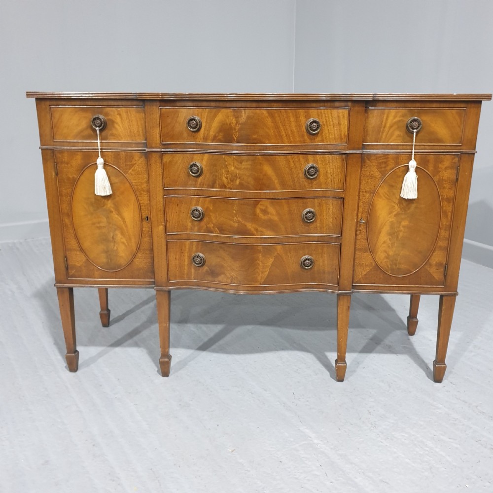 Very Nice Mahogany Sideboard of Small Proportions View II