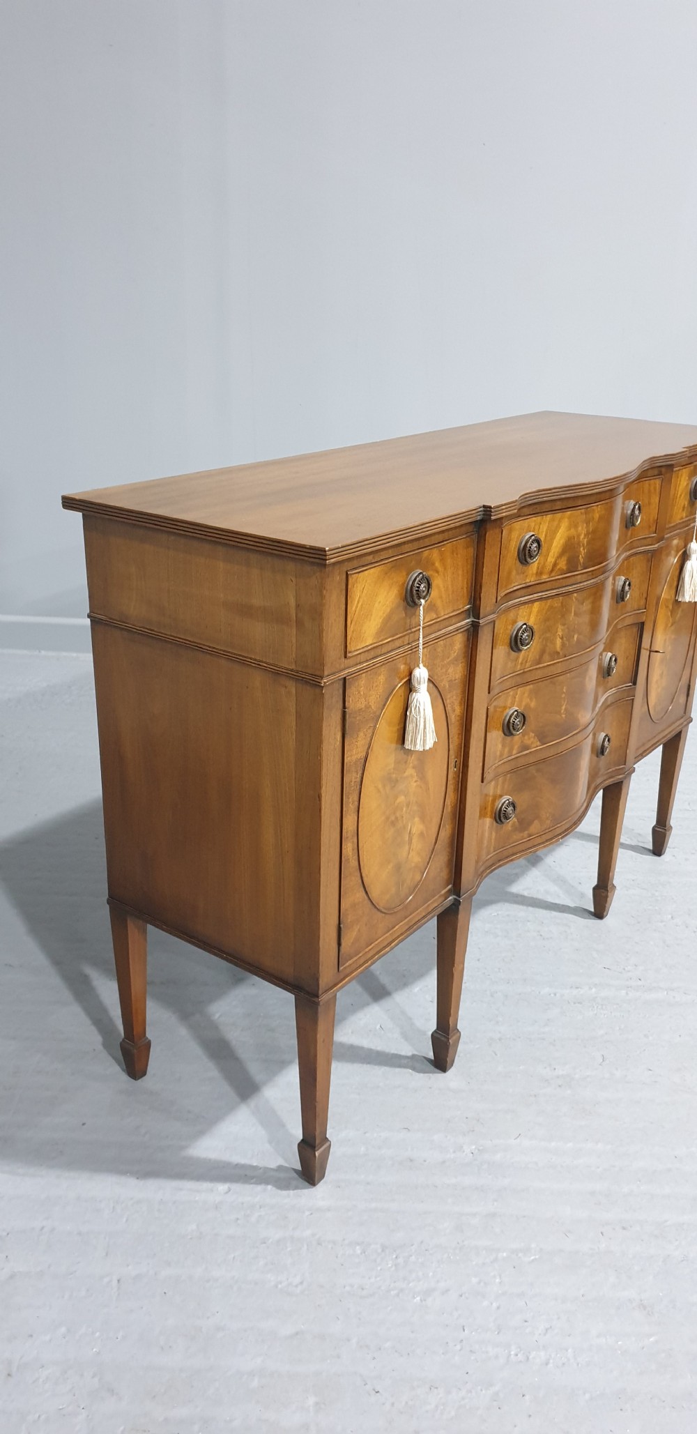 Very Nice Mahogany Sideboard of Small Proportions View XI
