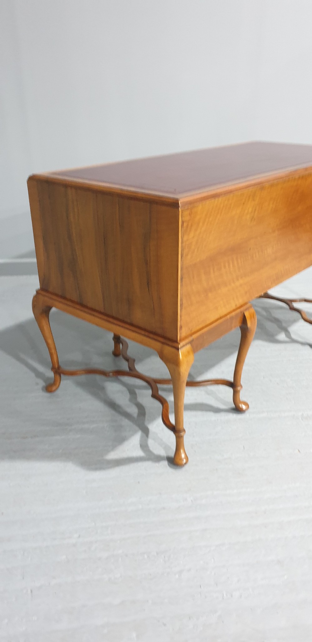 Top Quality Walnut Inlaid Desk View XVI