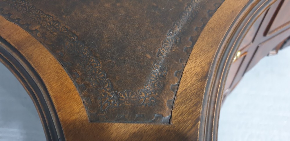 Outstanding Serpentine Mahogany Desk View XII