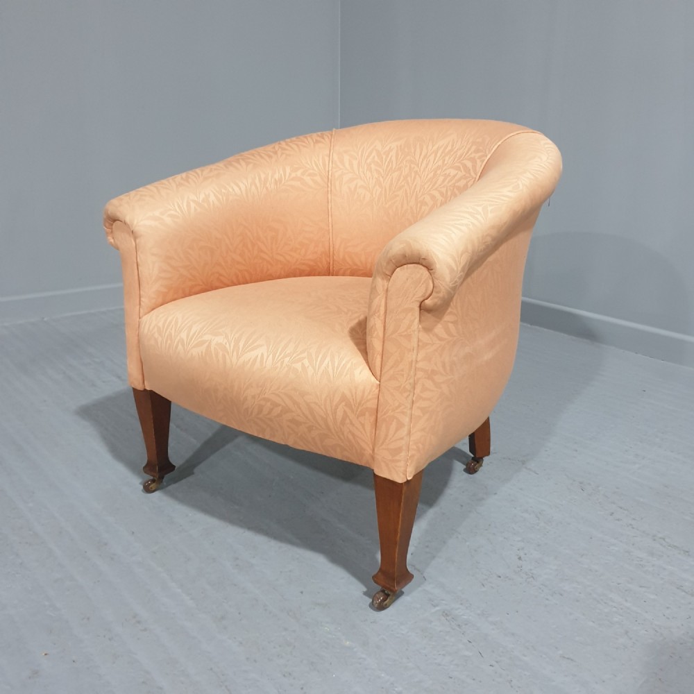 Arts and Crafts Oak Tub Chair