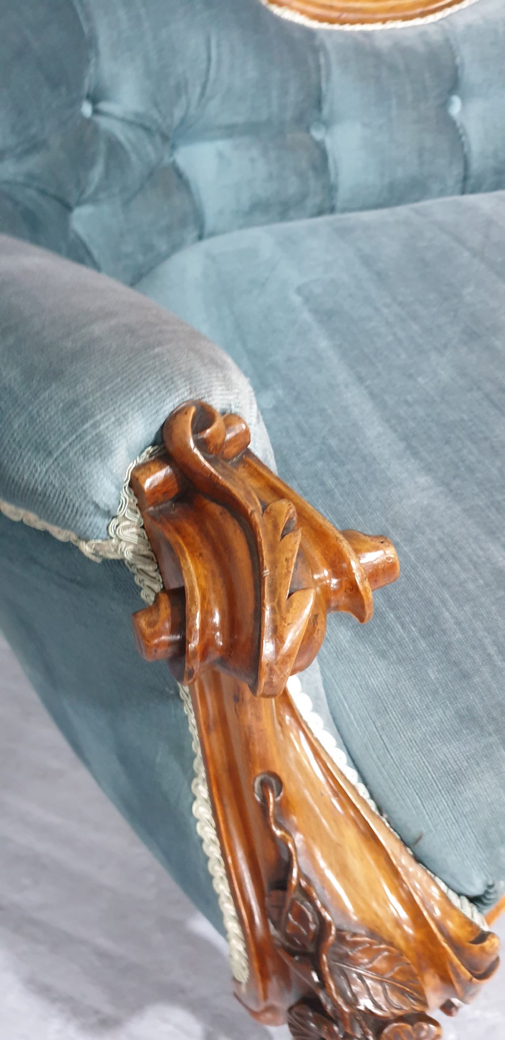 Top Quality Double ended Sofa View XI