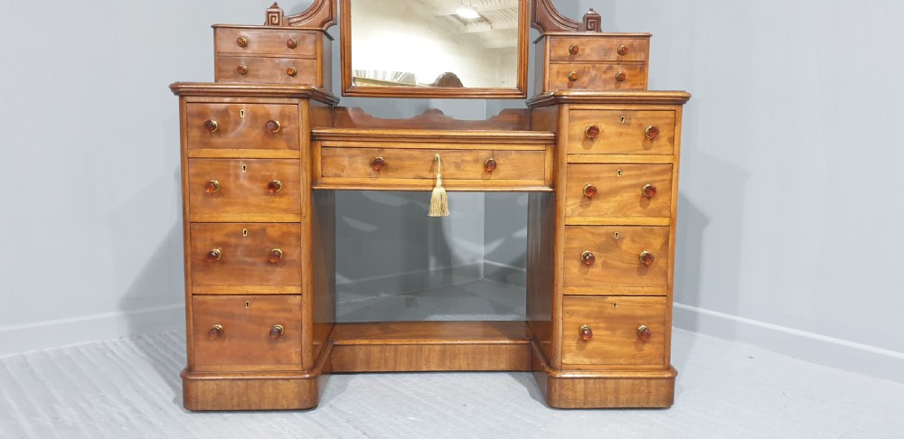 Outstanding Mahogany Dressing Table View III