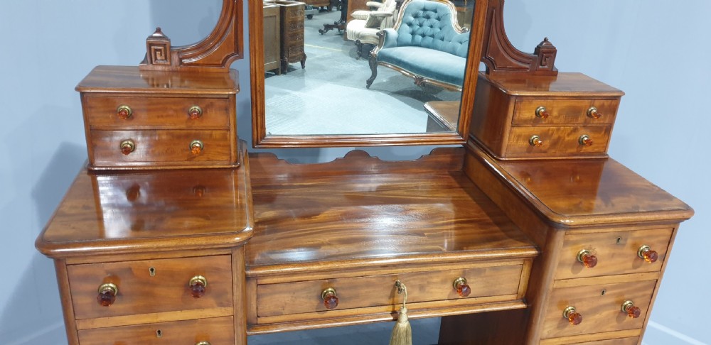 Outstanding Mahogany Dressing Table View VI