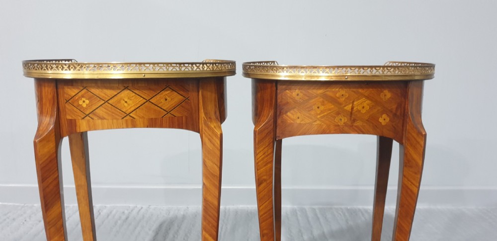 Superb Near Pair Oval Marquetry Bedside Lamp Tables View XI