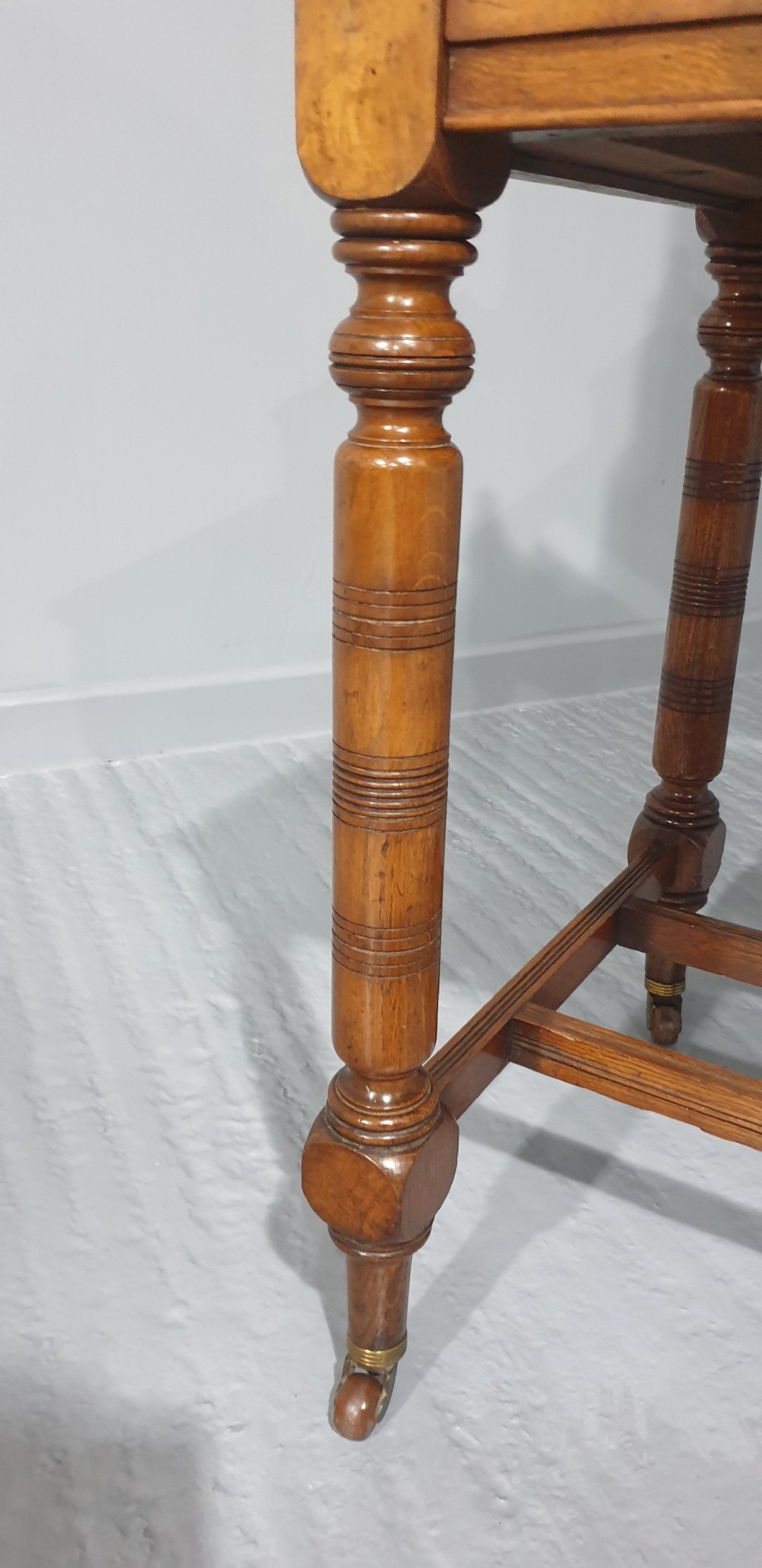 Lovely Pollard Oak Dressing Table View XIII