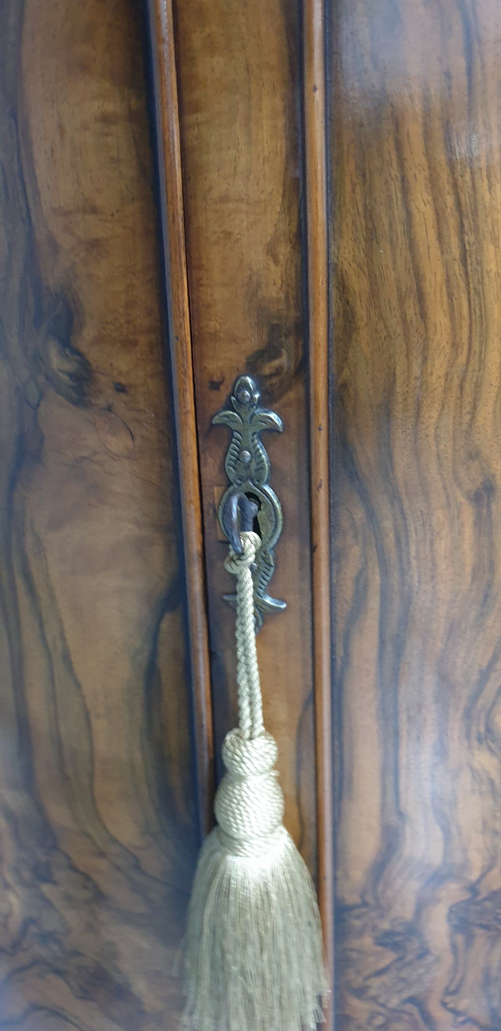 Excellent Demi Loon Walnut Cabinet View V
