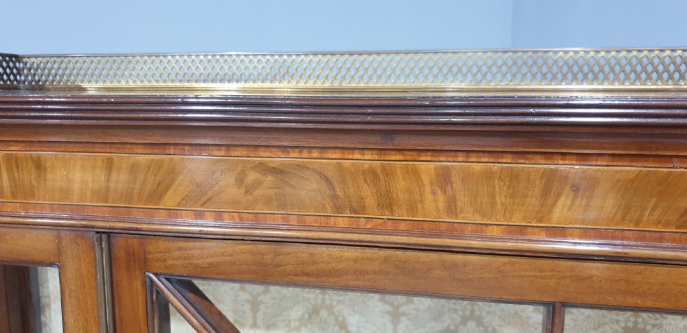 Top Quality Inlaid Mahogany Display Cabinet View VIII