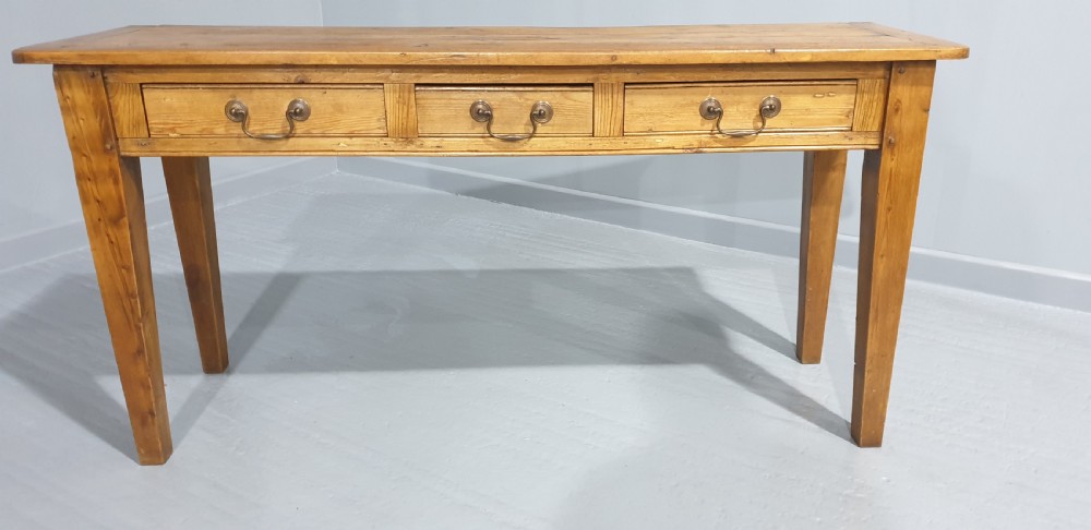 Super Pine Console Side Table View II