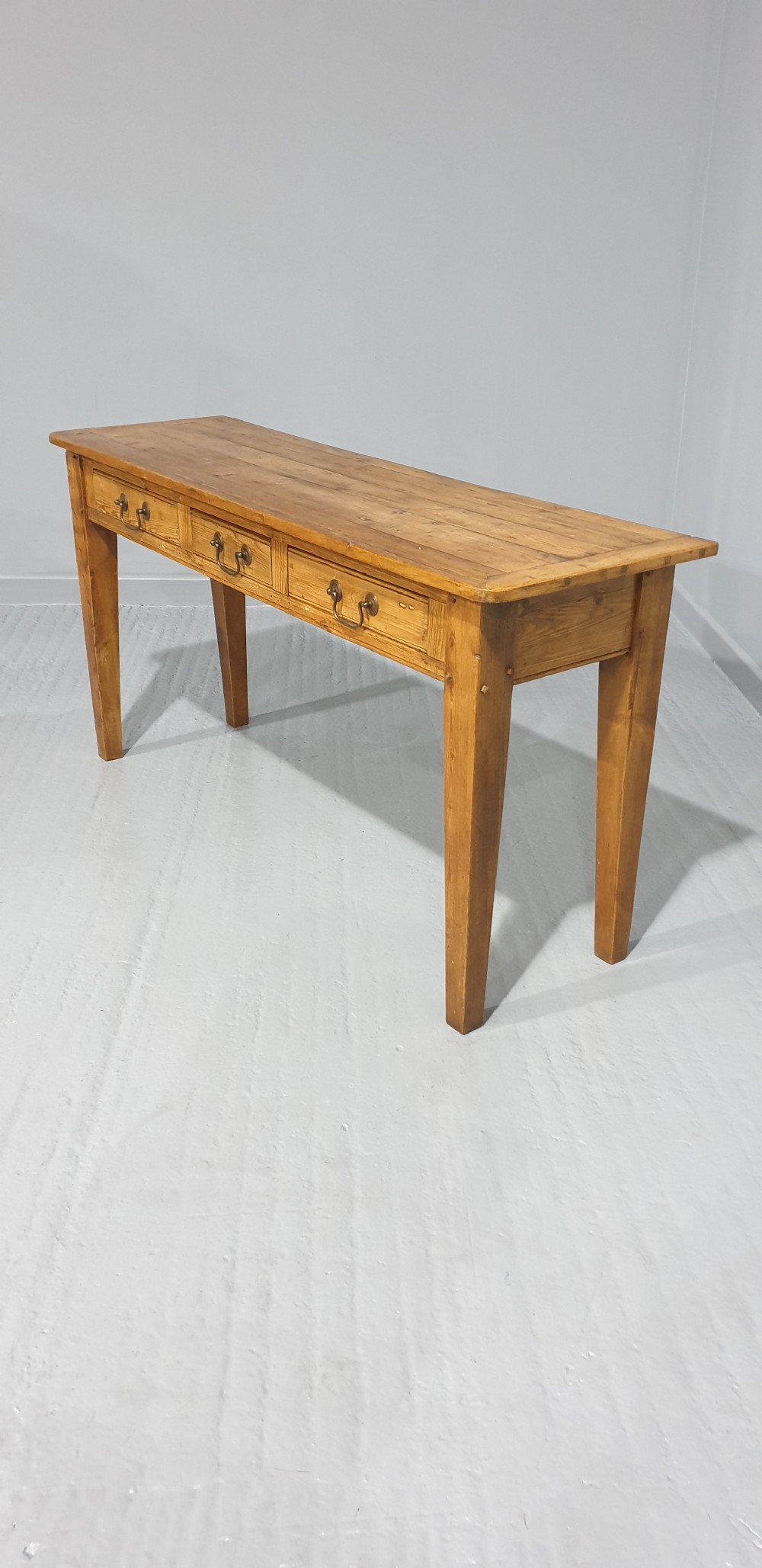 Super Pine Console Side Table View III