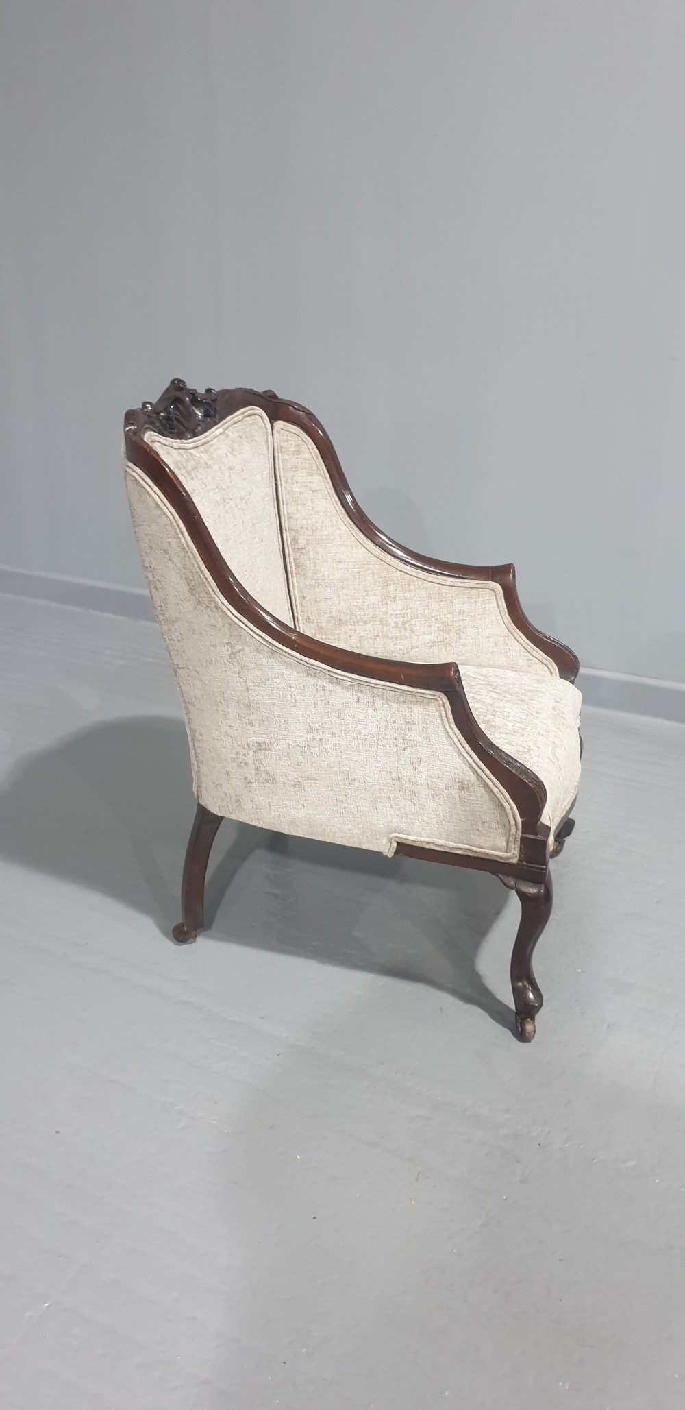 Lovely Mahogany Library Easy Chair View IX