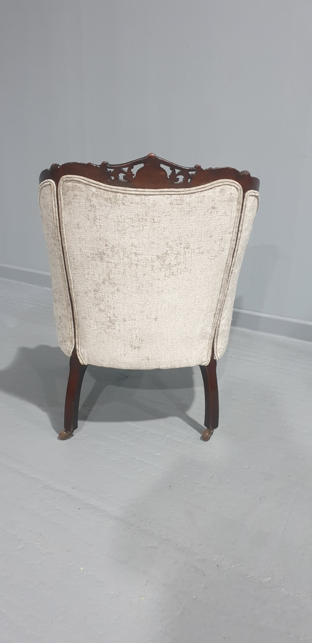 Lovely Mahogany Library Easy Chair View X